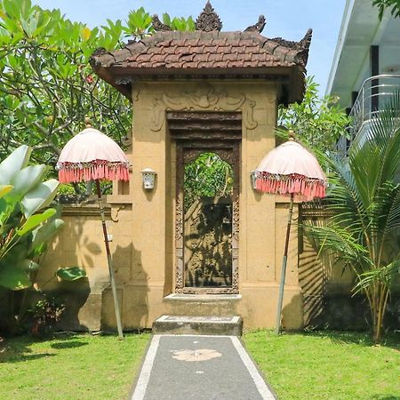 Gianyar Hotel Экстерьер фото