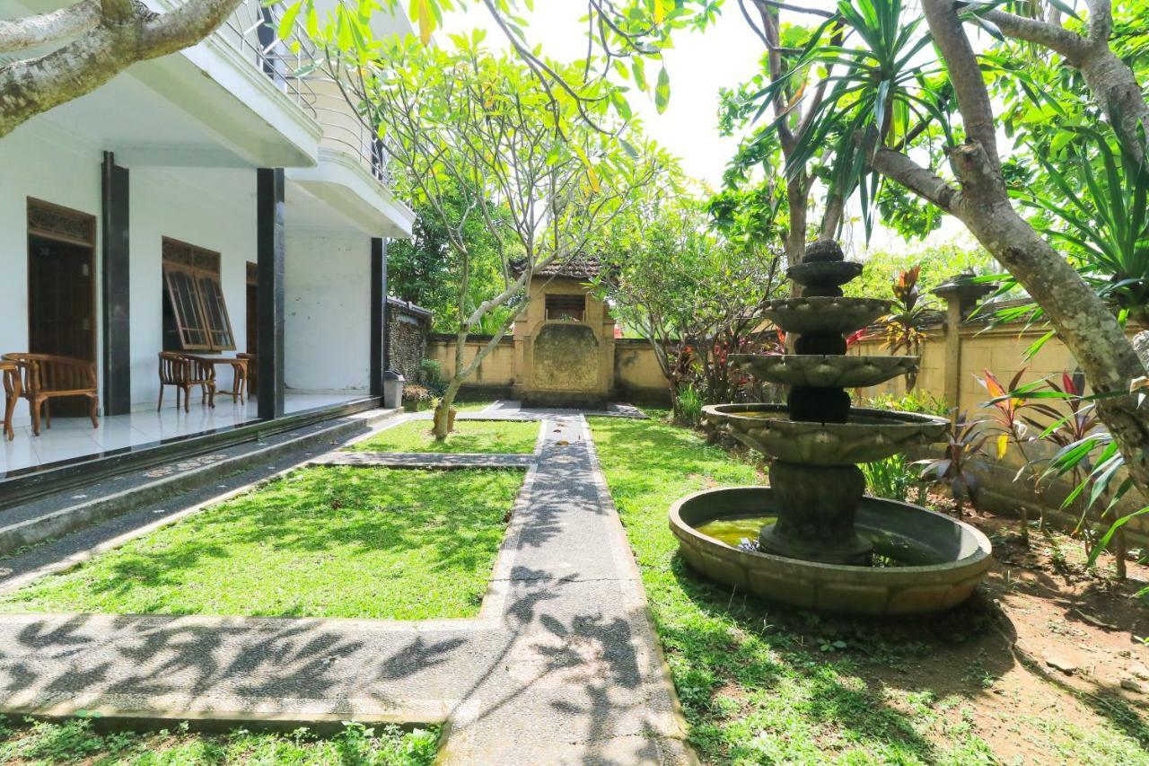 Gianyar Hotel Экстерьер фото