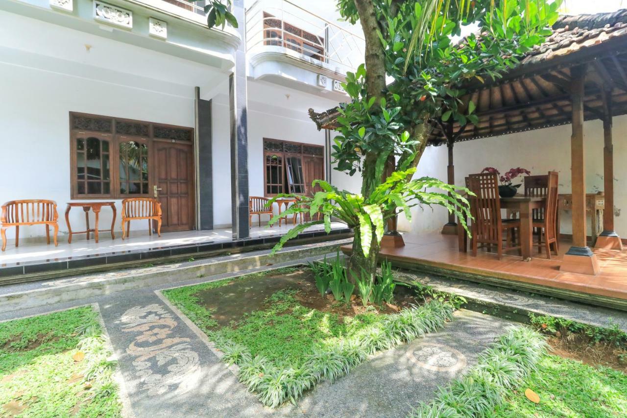 Gianyar Hotel Экстерьер фото